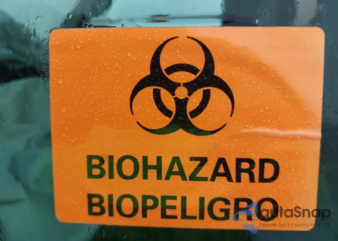 1997 Ford F-150 Standard/Xl/Xlt from USA, damaged, VIN 1FTDX1722VNA70488